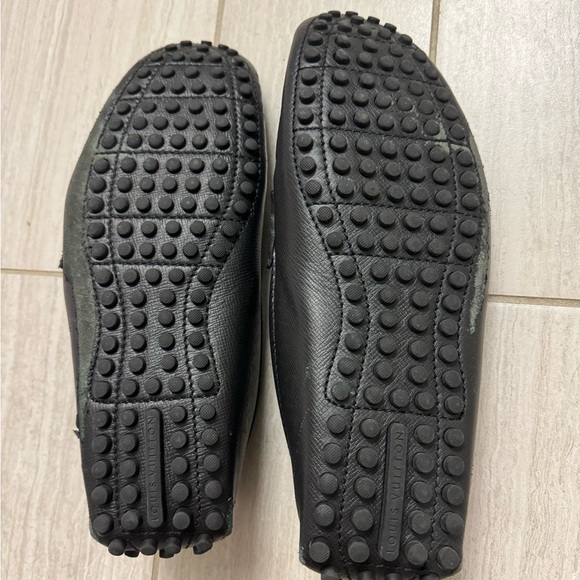 Louis Vuitton Men Loafers - Picture 6 of 6